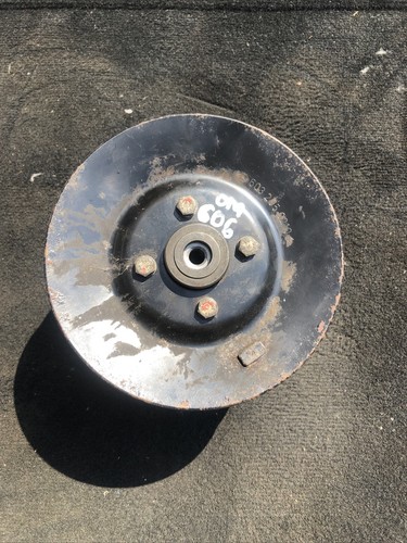 Mercedes om606 water pump - na,